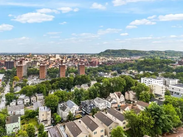 23 N 4Th St, Paterson City, NJ 07522