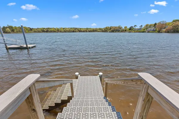 116 Mayflower Terrace, South Yarmouth, MA 02664