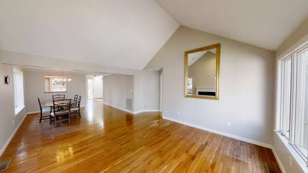 23 West Woods Village, Yarmouth Port, MA 02675