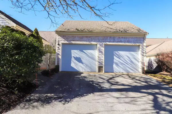 23 West Woods Village, Yarmouth Port, MA 02675