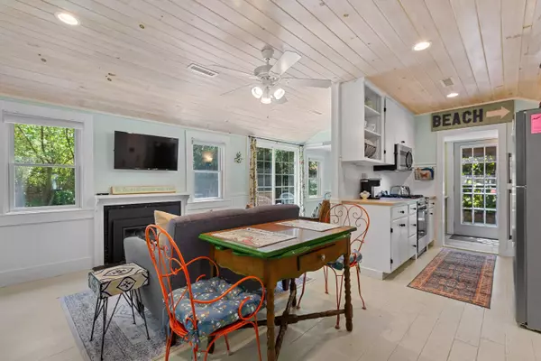 1205 Massasoit Road, Eastham, MA 02642