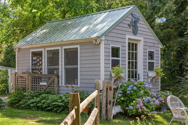 1205 Massasoit Road, Eastham, MA 02642