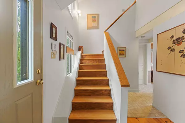 96 Pimlico Pond Road, Mashpee, MA 02649