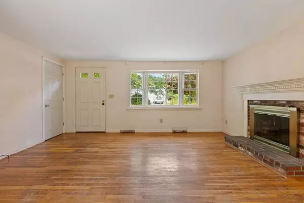 1 Hamblin Hill, Yarmouth, MA 02675