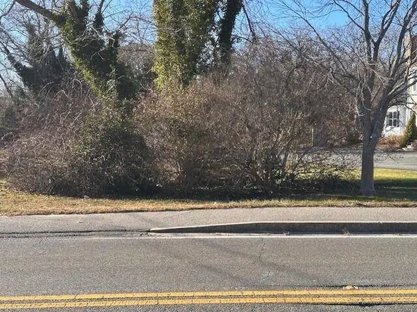 568 Route 6A, Dennis, MA 02638