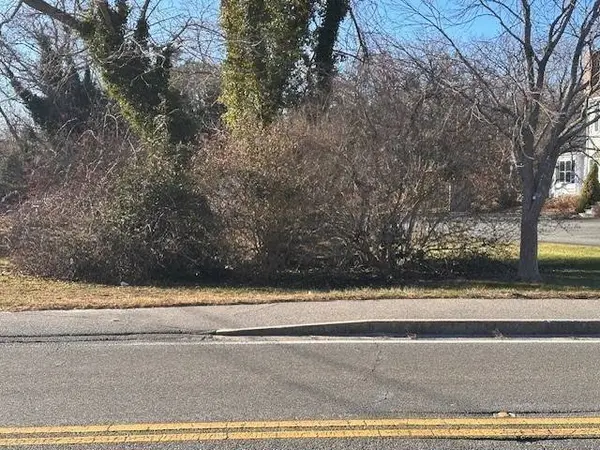 568 Route 6a, Dennis, MA 02638