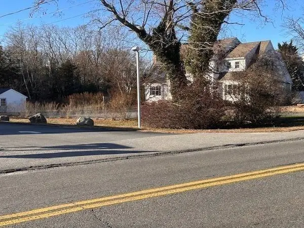 568 Route 6a, Dennis, MA 02638