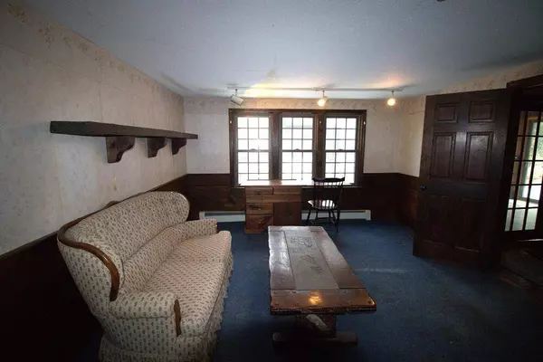 930 Old Bass River Road, Dennis, MA 02638