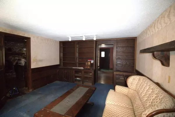 930 Old Bass River Rd, Dennis, MA 02638