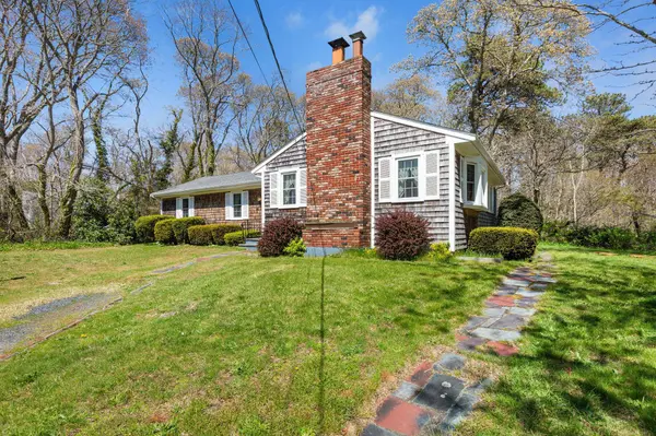 1230 Massasoit Road, Eastham, MA 02642