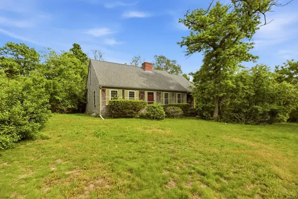 93 Robbins Circle, Dennis, MA 02638