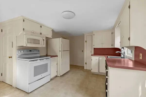 30 Studley Road, Yarmouth, MA 02664
