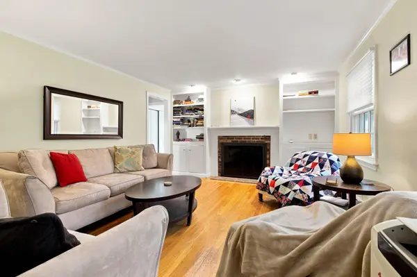 286 Midpine Road, Cummaquid, MA 02630