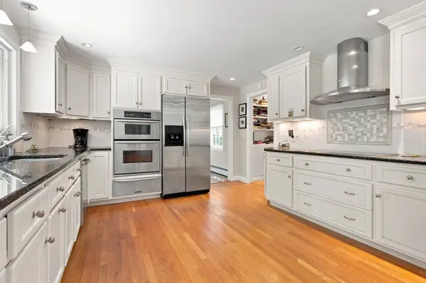 286 Midpine Road, Cummaquid, MA 02630
