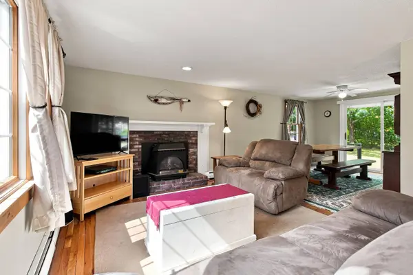 2 Oyster Road, South Dennis, MA 02660