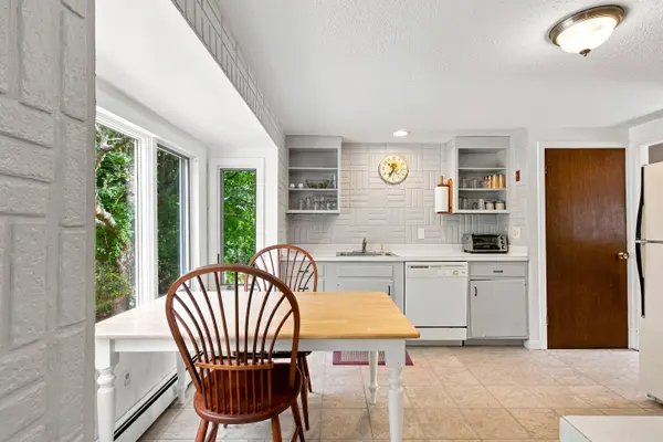 2 Oyster Road, South Dennis, MA 02660