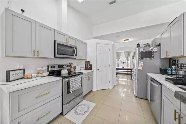 3830 JUPITER BLVD N, Palm Bay, FL 32909