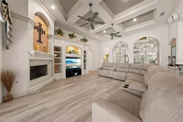 1654 MARINA LAKE DR, Kissimmee, FL 34744