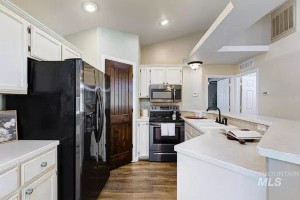 16920 N Chelford Loop, Nampa, ID 83687