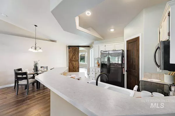 16920 N Chelford Loop, Nampa, ID 83687