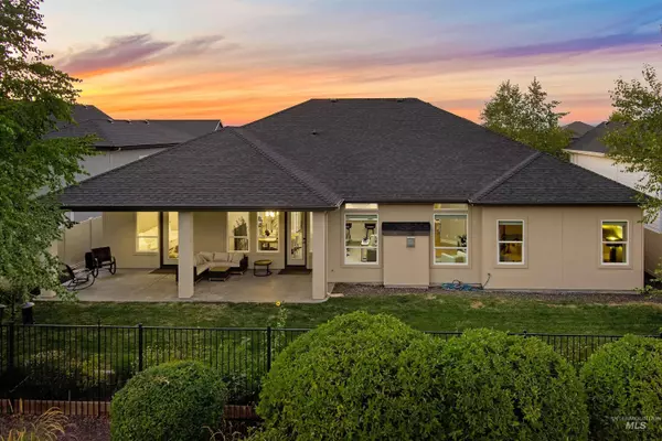 485 E Radiant Ridge St., Meridian, ID 83642