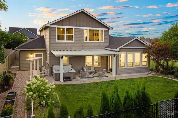 4306 S Dazzle Ave, Meridian, ID 83642