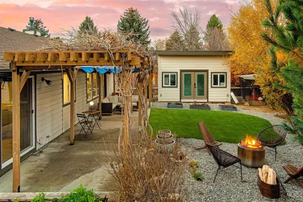 2216 S White Pine Pl, Boise, ID 83706