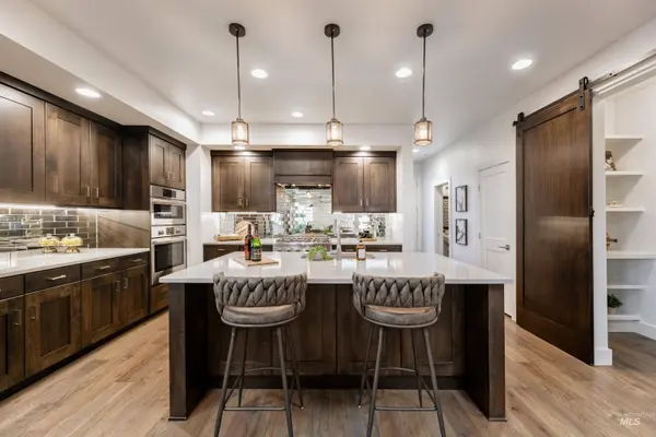 3174 S Hopes Well Way, Boise, ID 83716