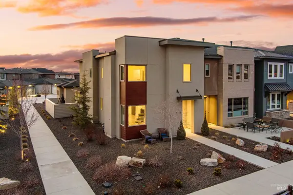 3174 S Hopes Well Way, Boise, ID 83716