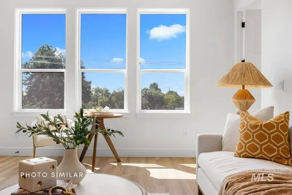 55 E State St, Eagle, ID 83616