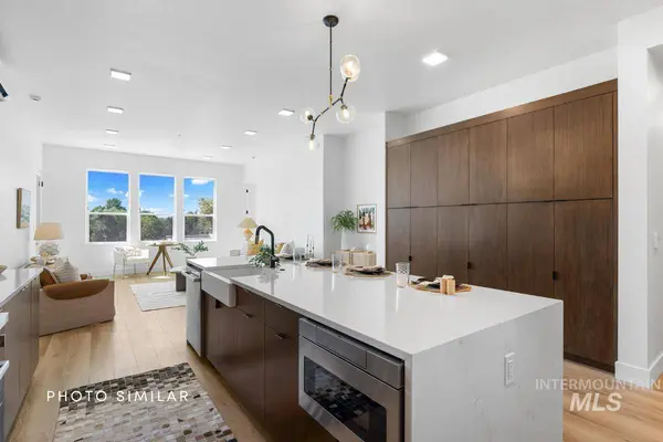 55 E State St, Eagle, ID 83616