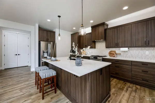 10386 W Shields Ave, Boise, ID 83714