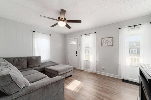 706 Harding Avenue, Lancaster, OH 43130