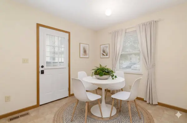 8041 Lakeloop Drive, Westerville, OH 43081