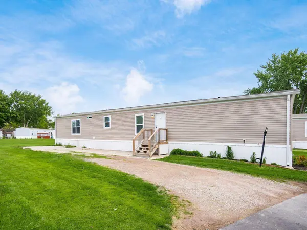 8565 Smith-Calhoun Road #38, Plain City, OH 43064