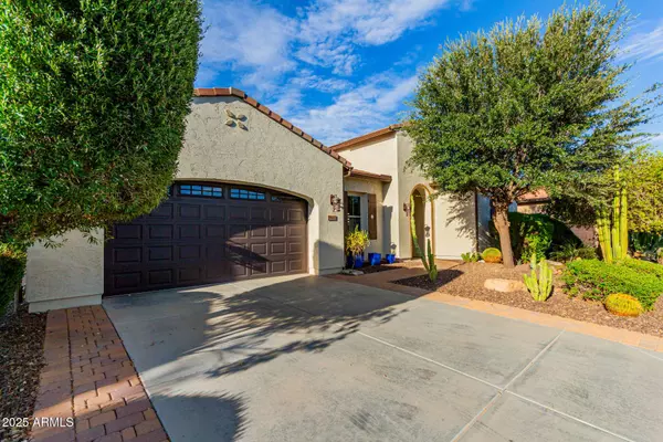 882 E LADDOOS Avenue, Queen Creek, AZ 85140