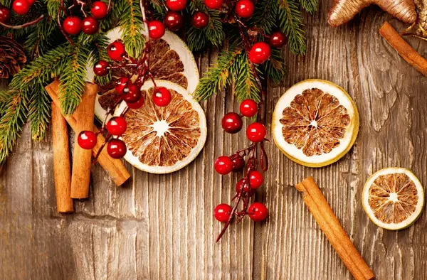 The Pros and Cons of Buying a Home Before the Holidays