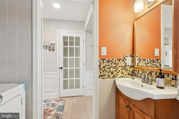 339 ERICSON CT, Mount Laurel, NJ 08054