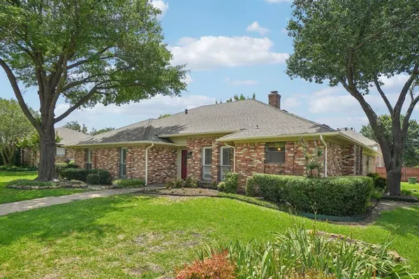 2608 Timberleaf Drive, Carrollton, TX 75006