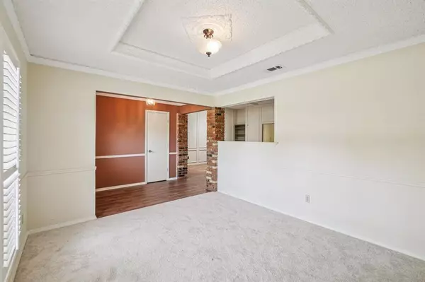 2608 Timberleaf Drive, Carrollton, TX 75006