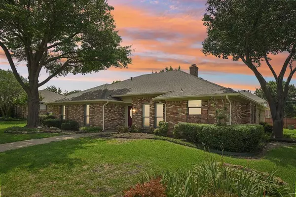 2608 Timberleaf Drive, Carrollton, TX 75006