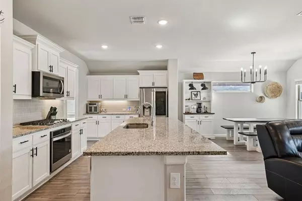 312 Scenic Point Drive, Princeton, TX 75407