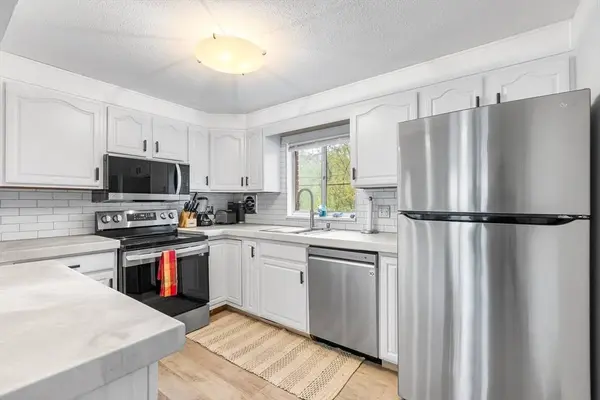 C1 Colonial Dr #3, Andover, MA 01810