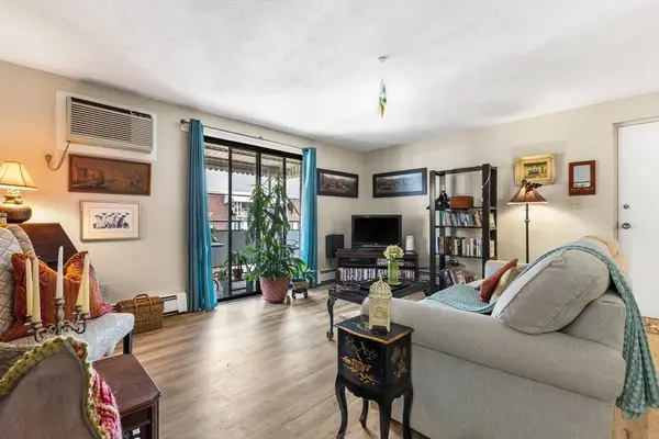 20 Colonial Drive #11, Andover, MA 01810