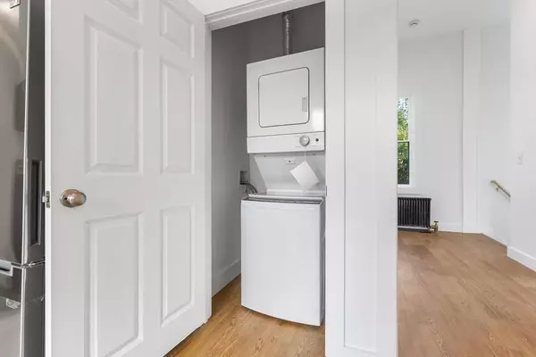 114 Haverhill St, North Reading, MA 01864