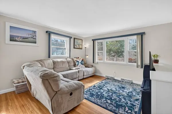 199 Haverhill St, North Reading, MA 01864