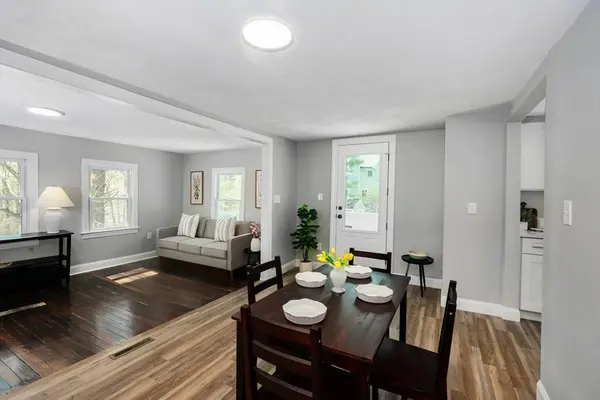 43 Riverside Dr, North Reading, MA 01864