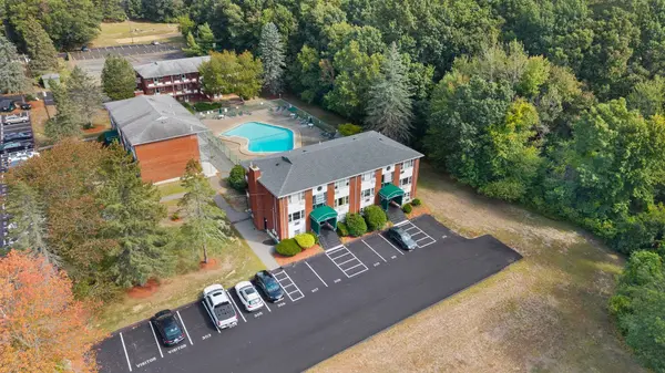E2 Colonial Dr #4