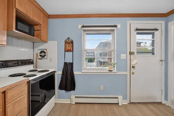 E2 Colonial Dr #4, Andover, MA 01810