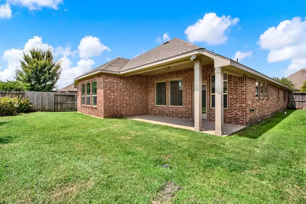 11150 Honeysuckle Haven DR, Cypress, TX 77433